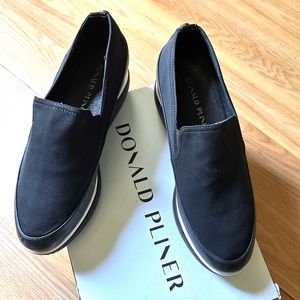 Donald Pliner size 8 women’s shoes